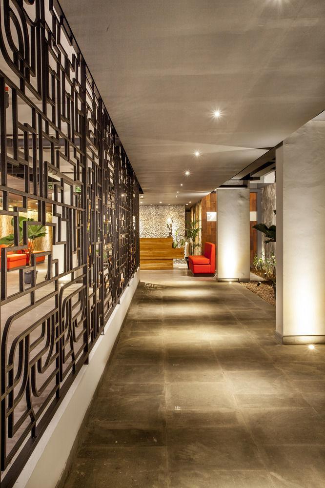 Hotel Daun Bali Seminyak Экстерьер фото