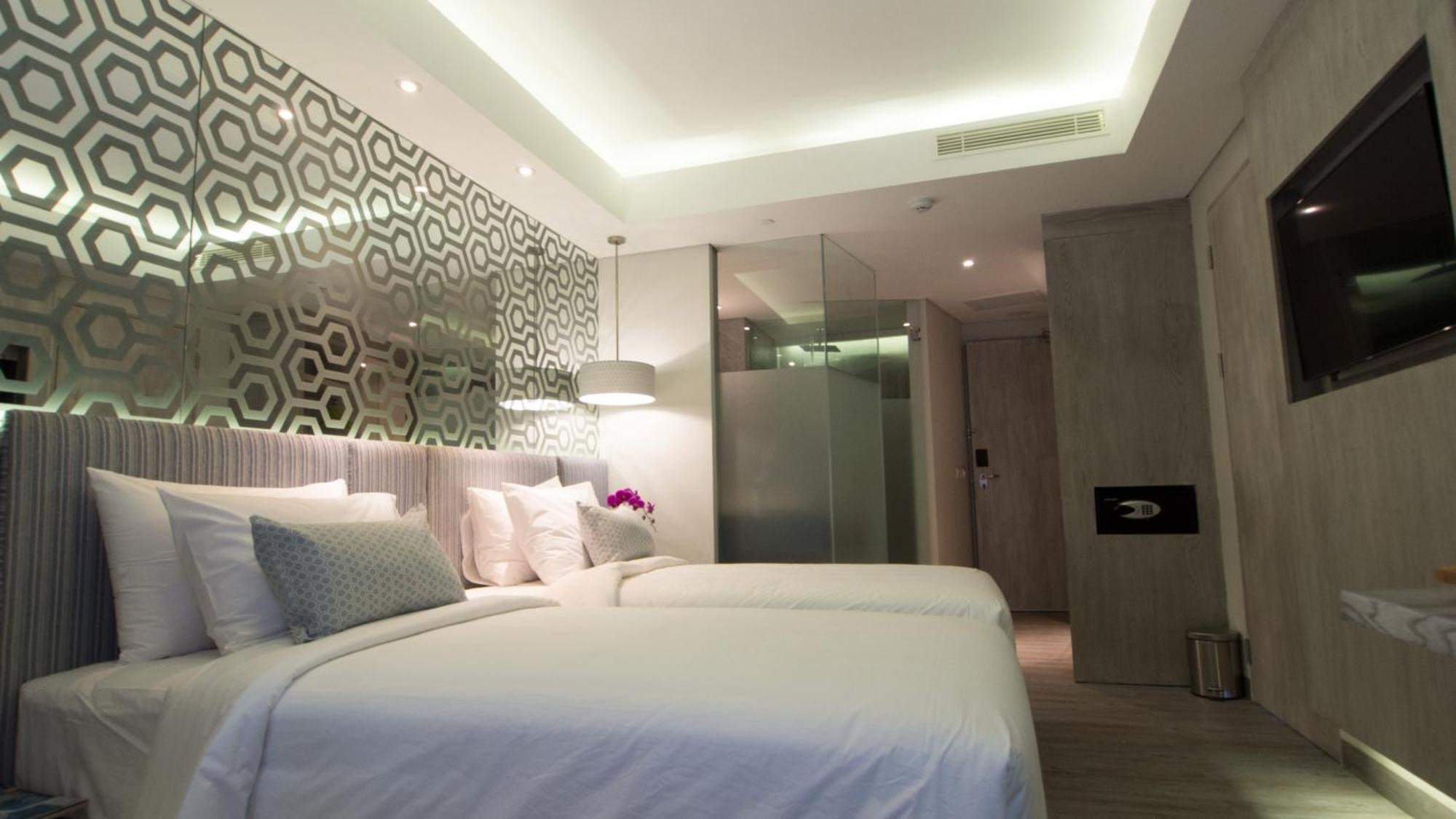Hotel Daun Bali Seminyak Экстерьер фото