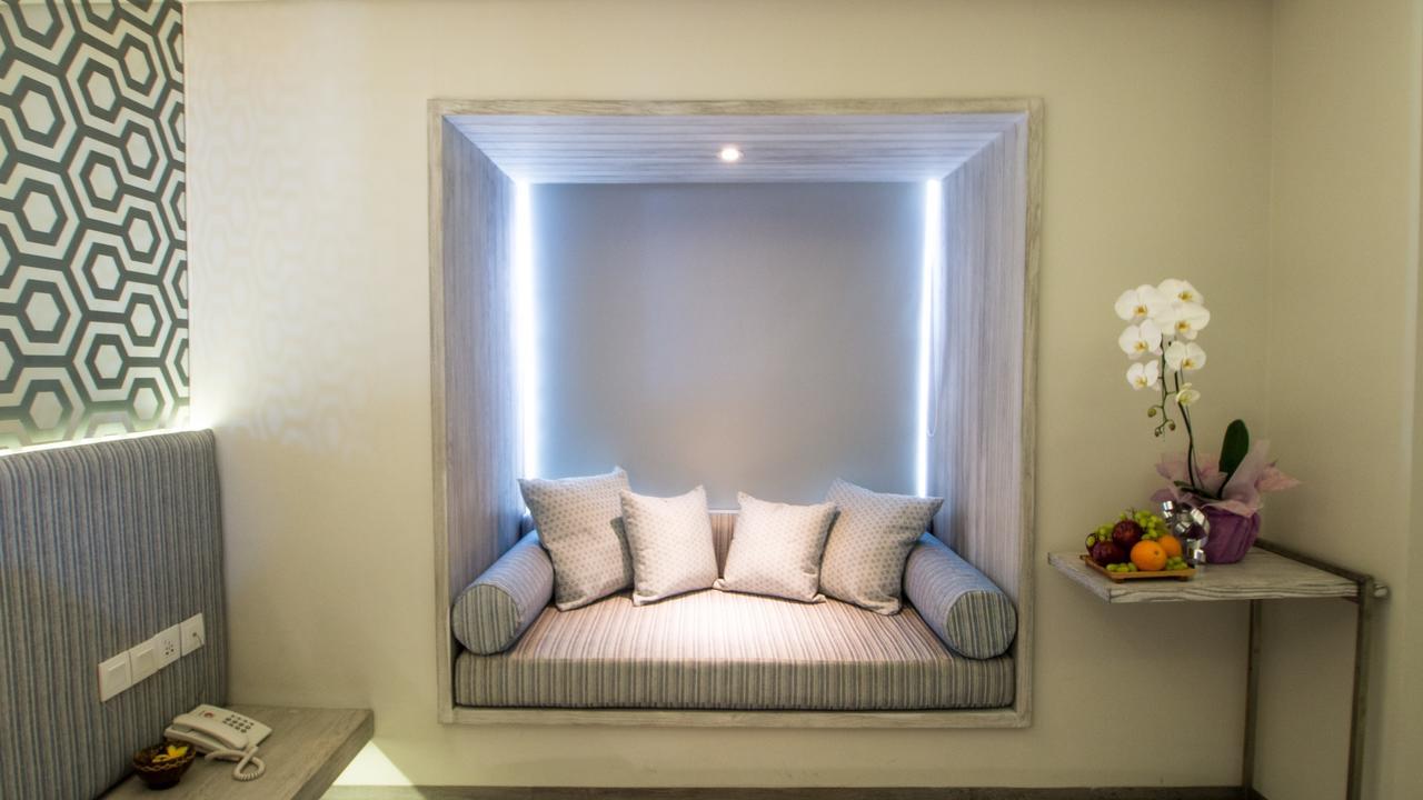 Hotel Daun Bali Seminyak Экстерьер фото