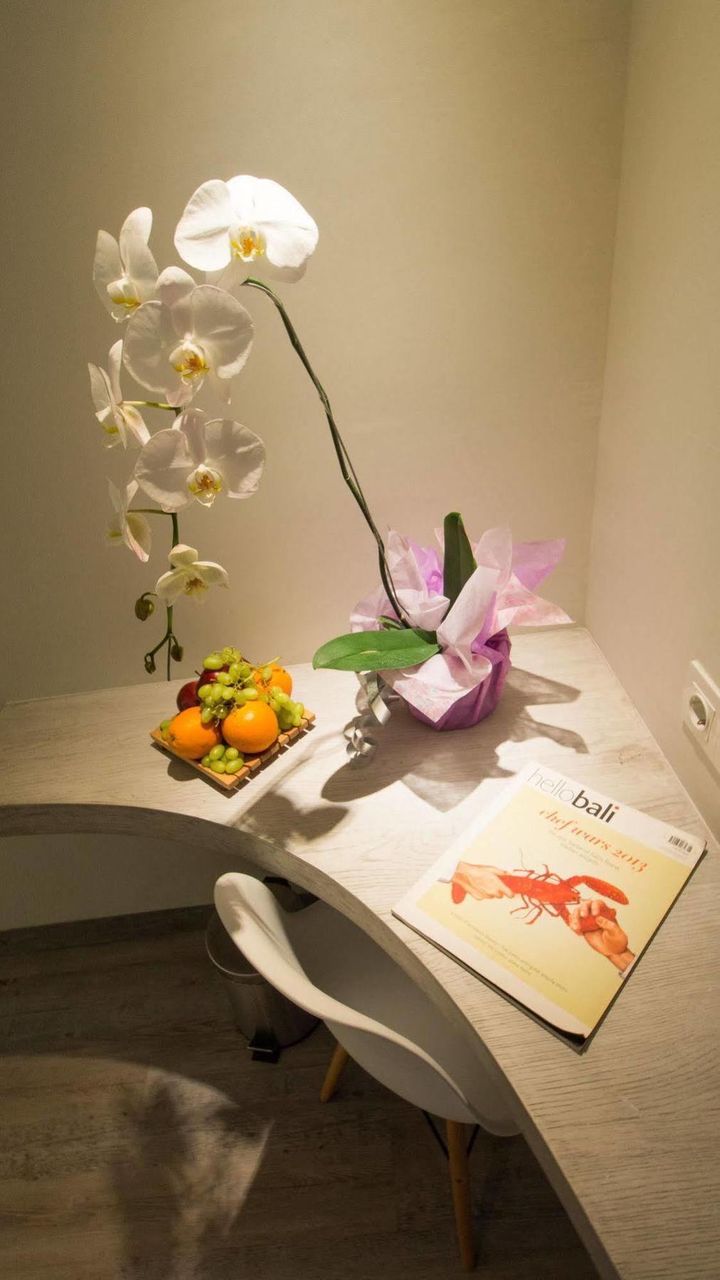 Hotel Daun Bali Seminyak Экстерьер фото