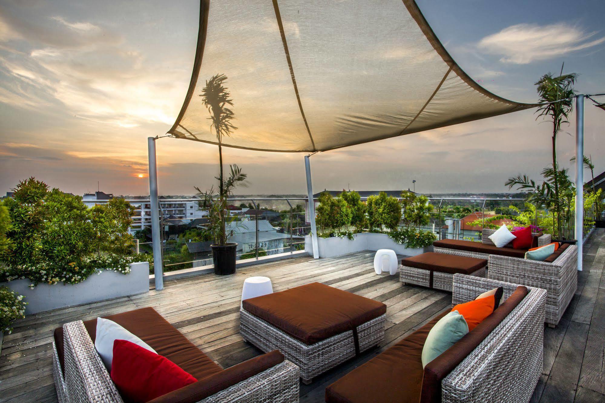 Hotel Daun Bali Seminyak Экстерьер фото